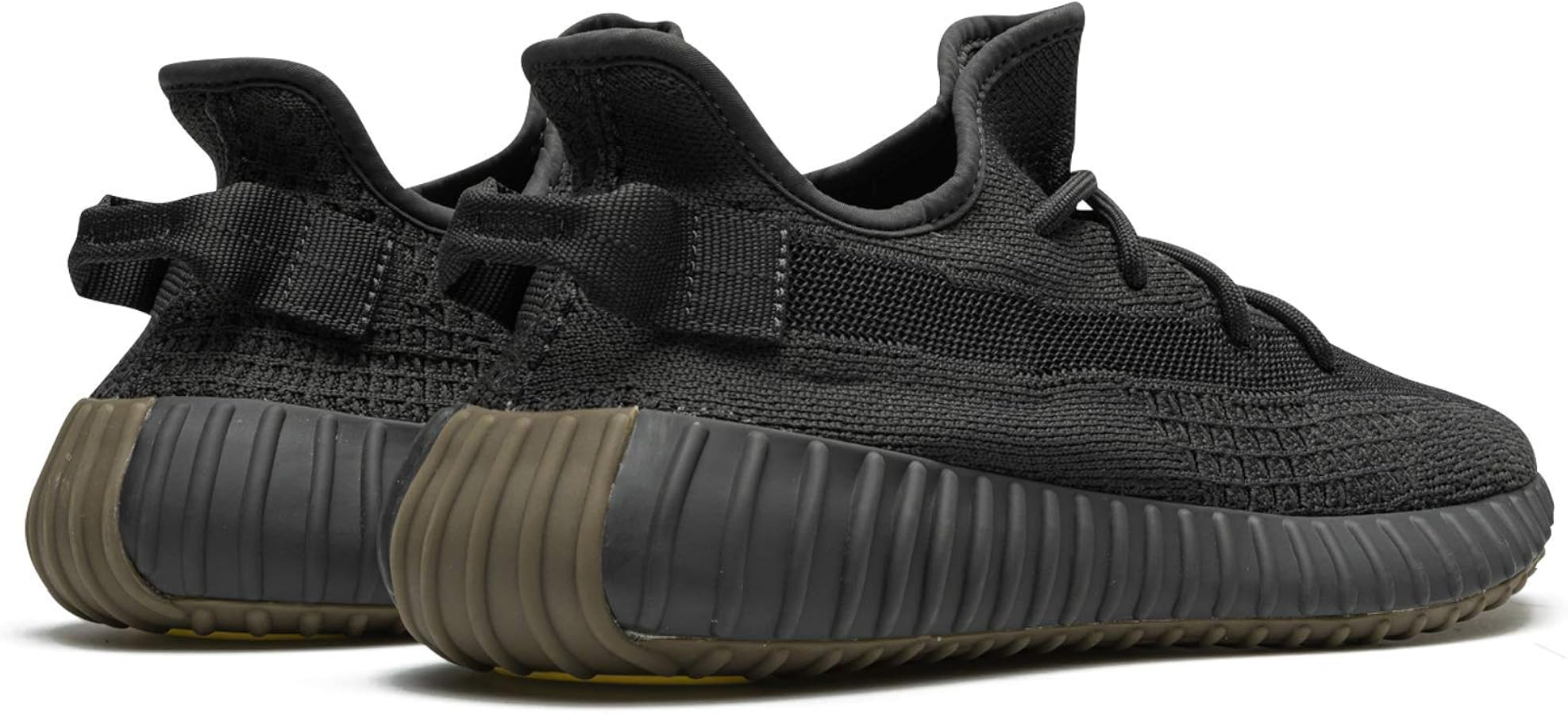 Amazon.co.jp: adidas メンズ Yeezy Boost 350 V2 シューズ, ブラック